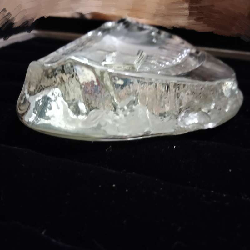 Paperweight Bohemian Crystal Glass Sydney Opera House+ Bridge Etched - Original label- Chips l