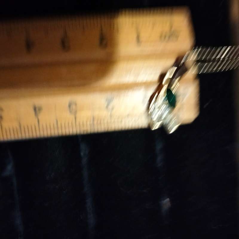 Necklace -SHOOTING STAR Simulated emerald+ crystals Pendant gold tone Delicate chain lobster clasp