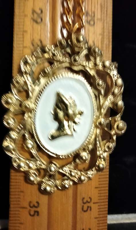 Necklace - Cameo Pendant gold tone on white metal embossed gold tone Lobster clasp metal chain