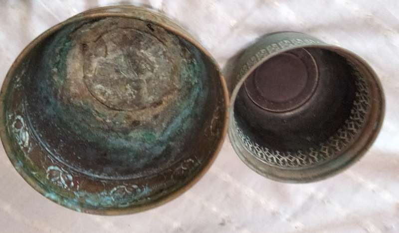 2 BRASS VASE/Planter embossed 1 STYLE  SCOTISH  ART &CRAFTS BROAD REPOUSSE DECOR HAS BAND OF ROSES