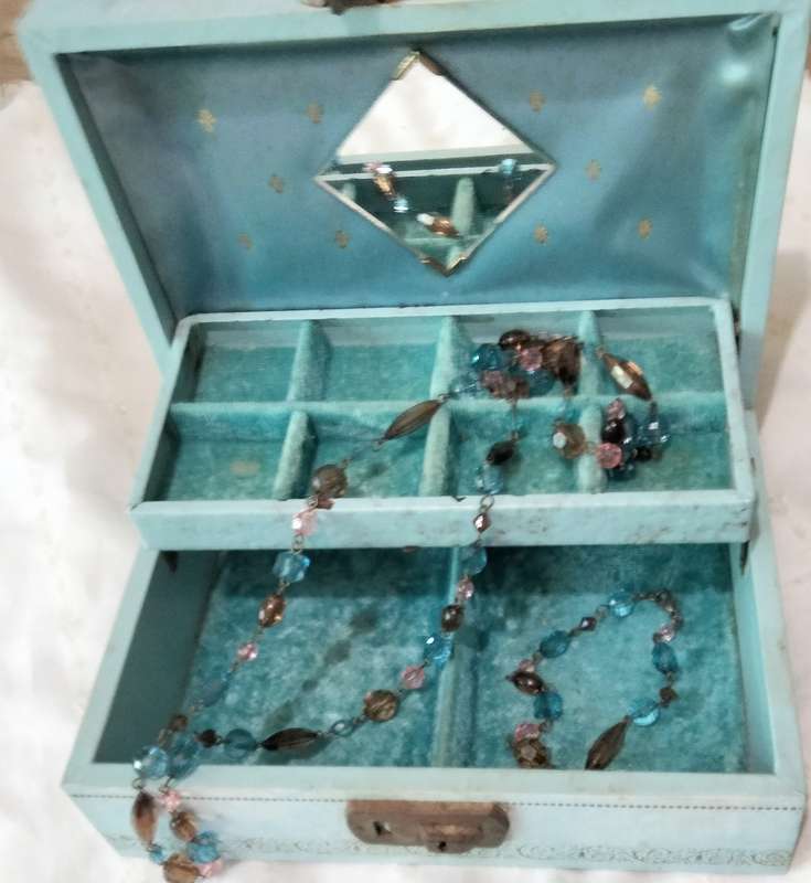 Jewelry Box blue hinged+Necklace+bracelet+leaf Heart block Damage LOOK AtMy BUY NOW items NO WAITING