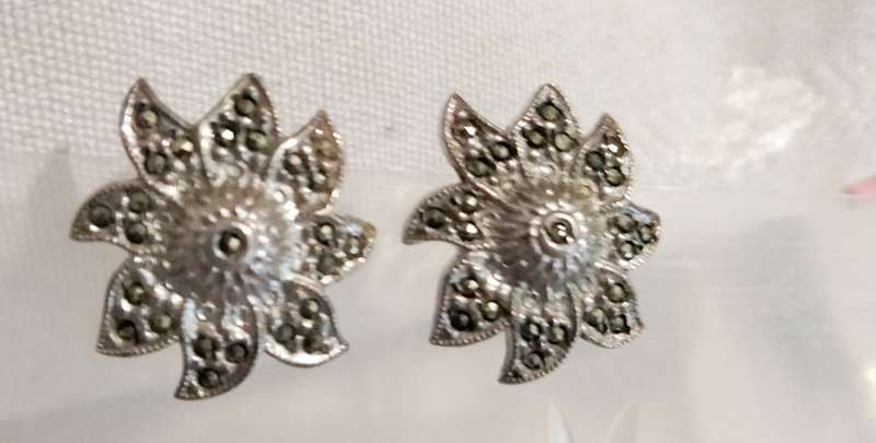 Sterling Silver Vintage Marcasite Earrings screw back on  LOOK at my BUY NOW  LISTINGS NO WATING