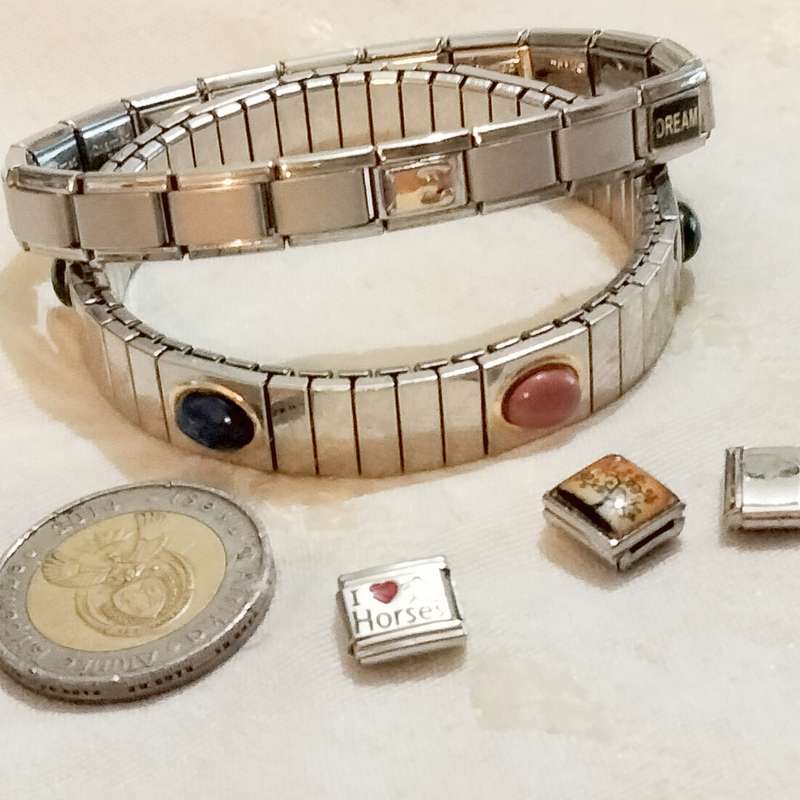 2 Bracelets Stretch Link European Style   1- Charms SA+stainless mix+1 Cabochons faux gems +2D'linQ