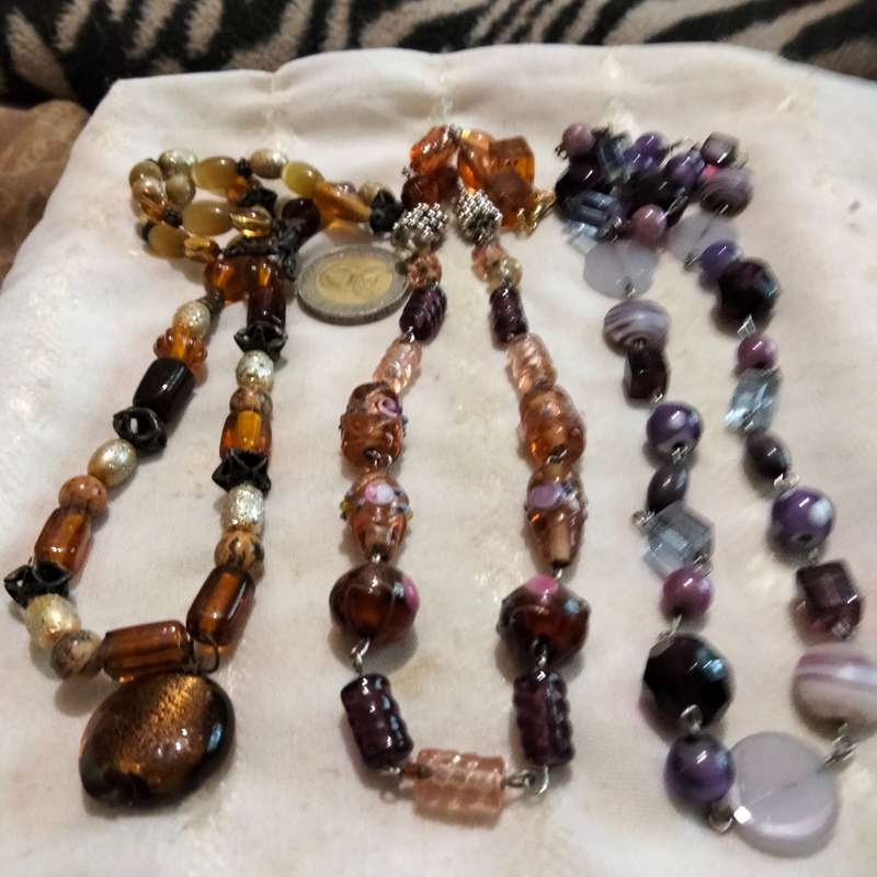 NECKLACE 3 different Munano -1 WEDDING Cake -1 lampwork glass-1 Art glass VTG -artistic beads mix