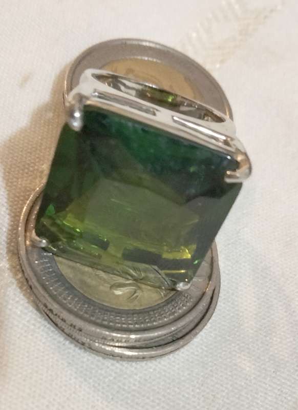 Dress RING Vintage Emerald cut Green composite stone Silver tone