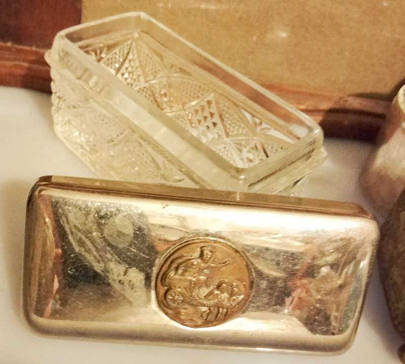 Antique 1900Glass trinket Box English Hobdaisy diamond cut Silver tone metal lid brass chariot scene