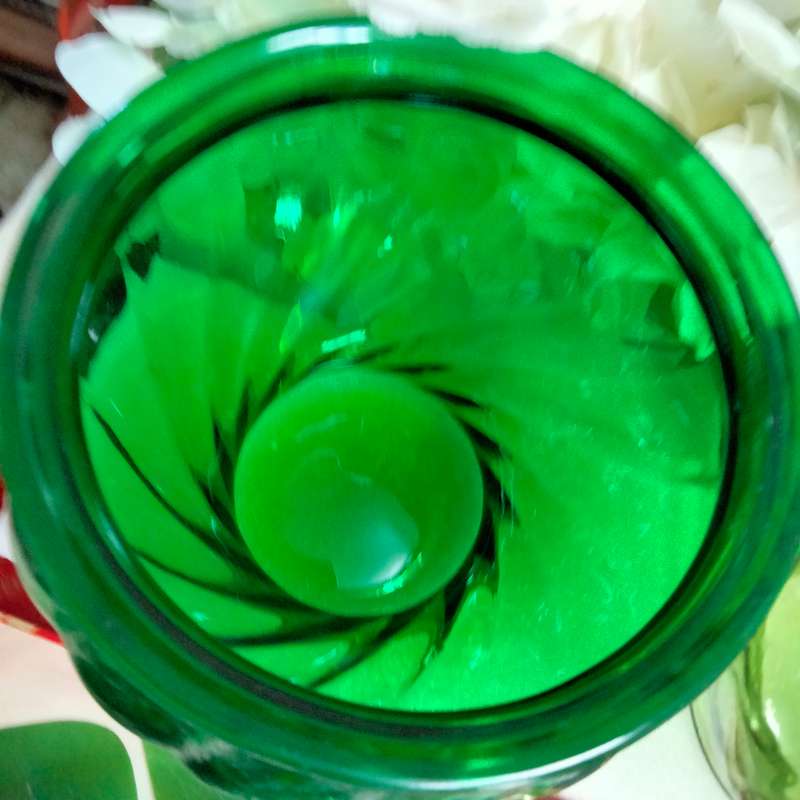 2 1960 NAPCO Glass Clevland O USA Vases  Swirl pattern LOOK At My BUY NOW Listings NO WAITING