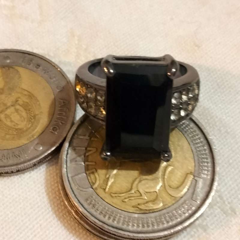 Dress RING Vintage Square dark composite stone - gunmetal tone