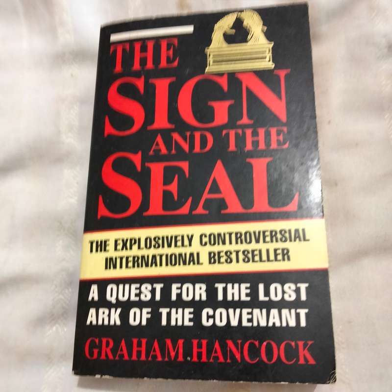 2 Books - Graham Hancock - Finger print of the Gods +The Sign and the Seal- Soft cover Pre-owned