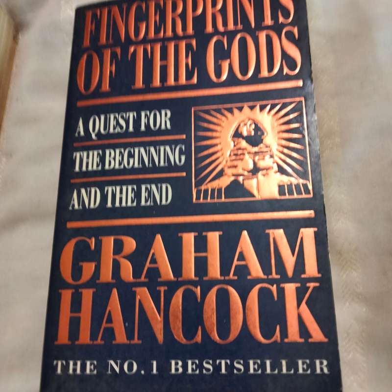 2 Books - Graham Hancock - Finger print of the Gods +The Sign and the Seal- Soft cover Pre-owned