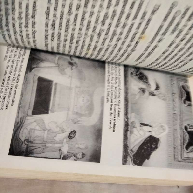 2 Books - Graham Hancock - Finger print of the Gods +The Sign and the Seal- Soft cover Pre-owned