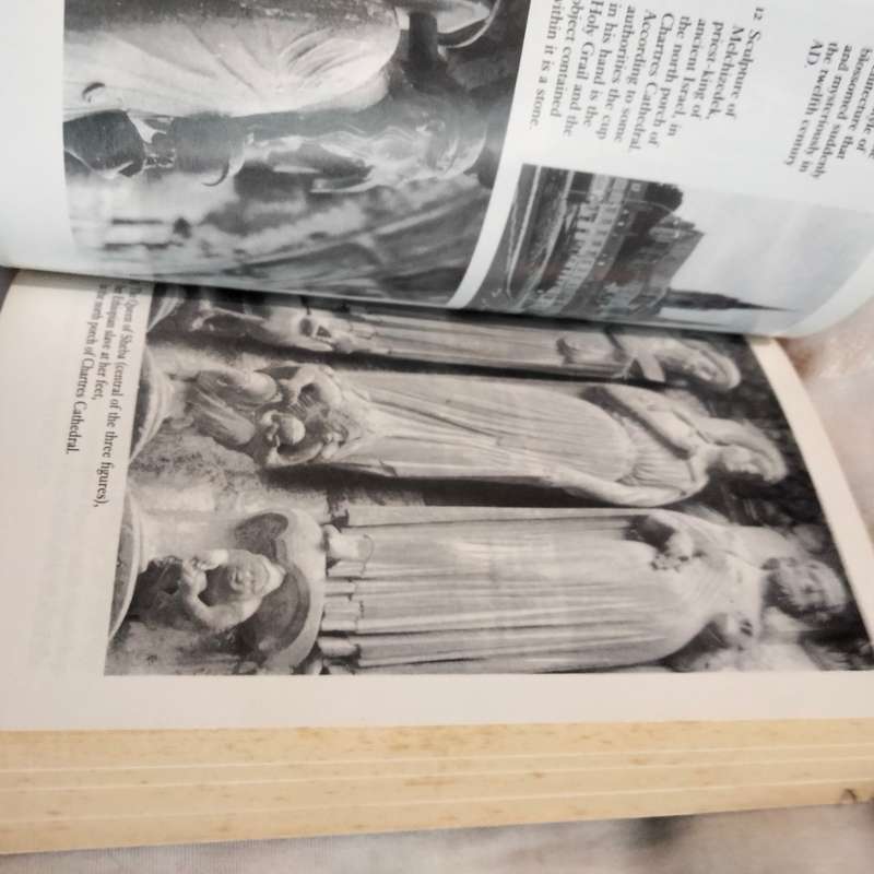 2 Books - Graham Hancock - Finger print of the Gods +The Sign and the Seal- Soft cover Pre-owned
