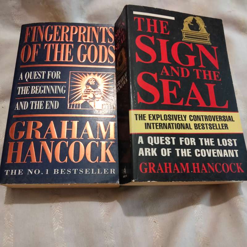 2 Books - Graham Hancock - Finger print of the Gods +The Sign and the Seal- Soft cover Pre-owned