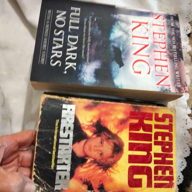 Stephen King Short stories Full Dark No Stars+ bonus story PB 2011+FIRESTART 1989Pre-owned softcover