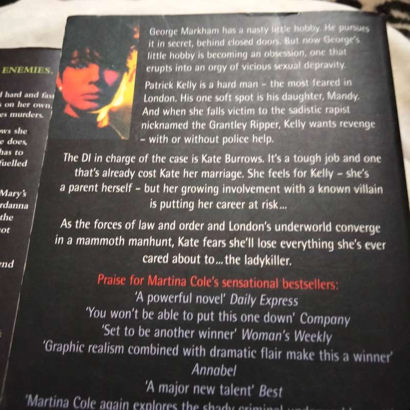 Martina Cole - The Lady Killer PB 1993 +The Business PB2007 -soft cover Pre-owned
