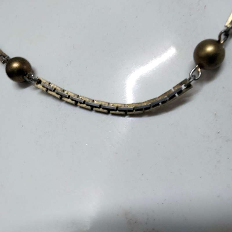 Necklace circa1950/6Os Chain Gold Metal links thin silver in middle links Gold balls spacers acrylic