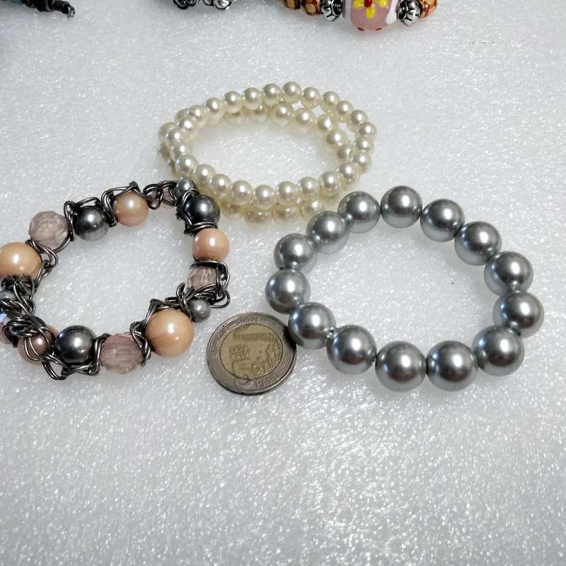 Bracelets 4 Stretch Faux Pearl 1 mix colours peach pink silver tone metal+2 cream 1 silver mix size