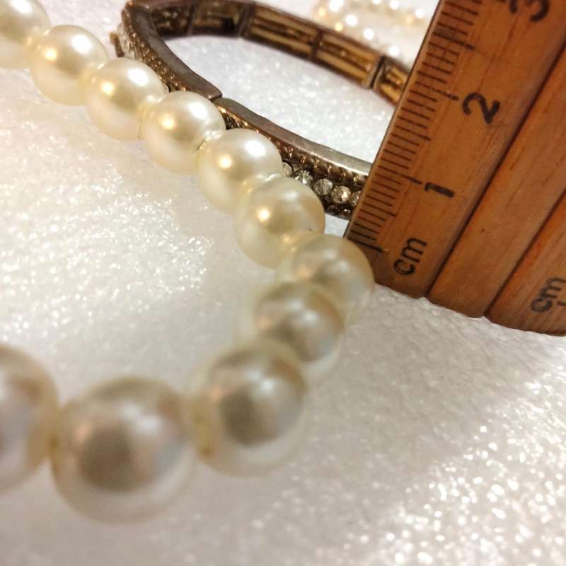 BRACELET 3 vintage stretch 1 Metal links crystal in middle+ 2 stretch elastic Faux pearls