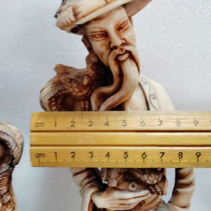 2 SET Man+Lady ORIENTAL figurines-Intricately carved details  COMPOSITE materials -All fo1 BID-chips