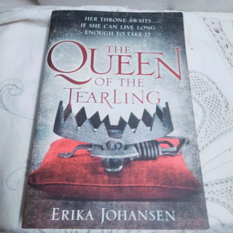 ERIKA JOHANSEN -3 books - The Queen of THE TEARLING + The FATE of the TEARLING- Pre-owned Softcover
