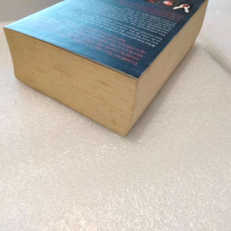 Midnight Sun Author Stephanie Meyers -Soft cover pre-owned