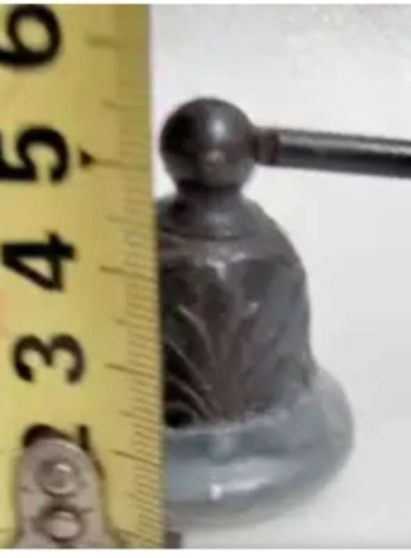 1 Candle Snuffer LeFamillie* FRENCH label Flower handle barley twist+ 1 candle holder