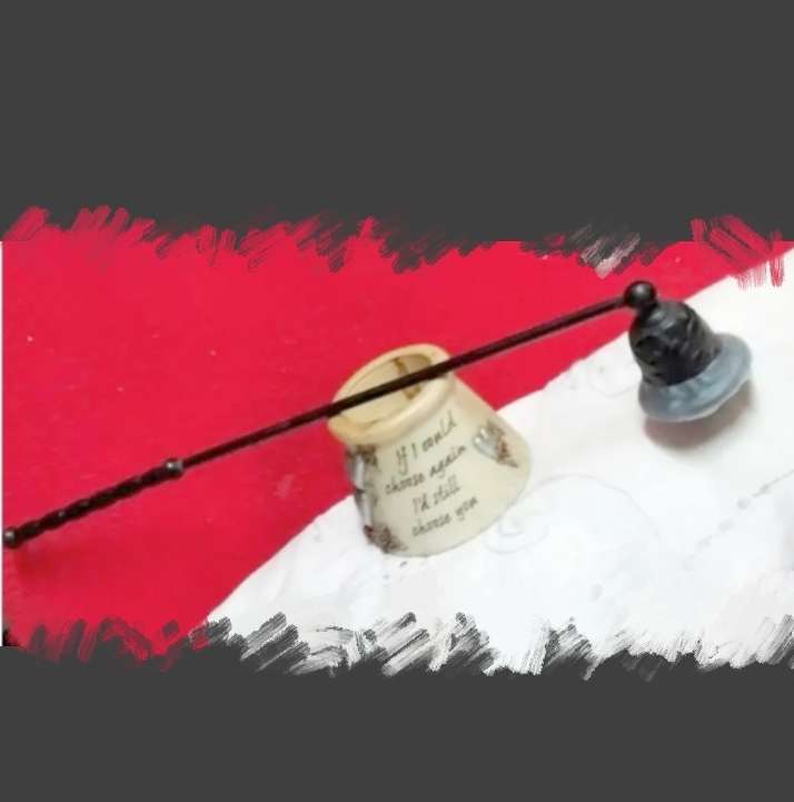 1 Candle Snuffer LeFamillie* FRENCH label Flower handle barley twist+ 1 candle holder