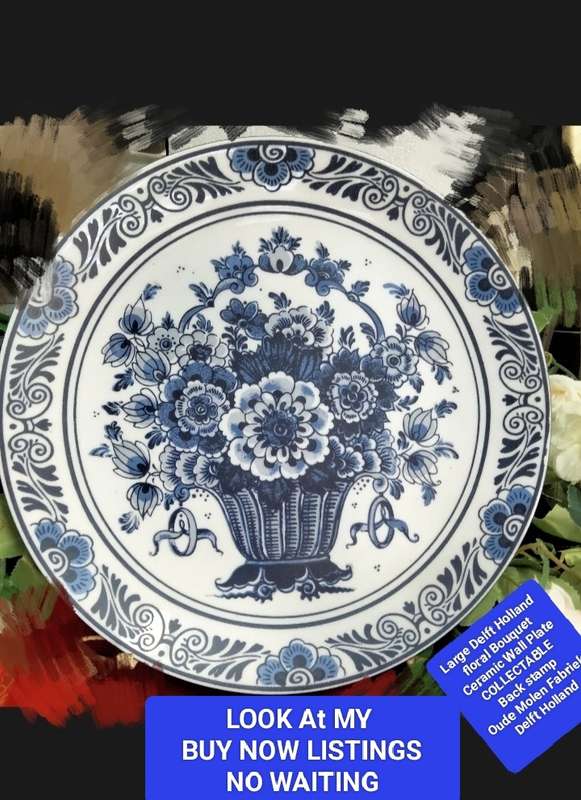 Delft blue Large Wall plate ceramic 26 cm Floral Bouquet-Oude Molen Fabriek B.V. M Holland