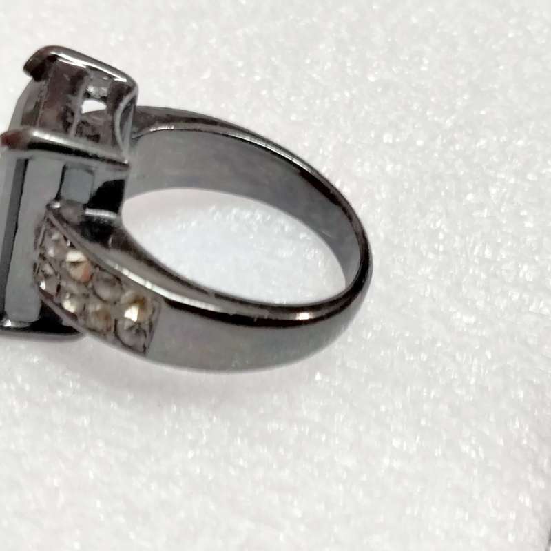Dress RING Vintage Square dark composite stone - gunmetal tone