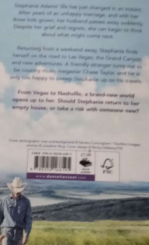 Danielle Steel -Country -Ransom -Lone eagle Softcover pre-owned LOOK At My BUY NOW LISTINGS NOW WAIT