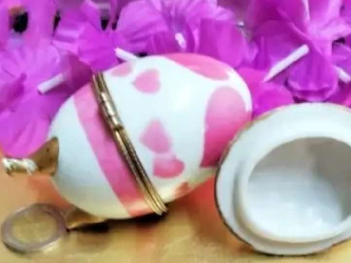 Trinket Pill box egg gilt Pink-LOOK At My BUY NOW listings NO WAITING