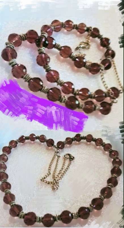 1 Italian cut glass purple bead necklace