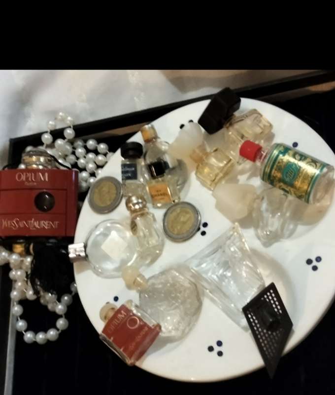 Collectibles 13 SCENT miniature Bottles empty+History LOOK at My BUY NOW listings NO WAITING