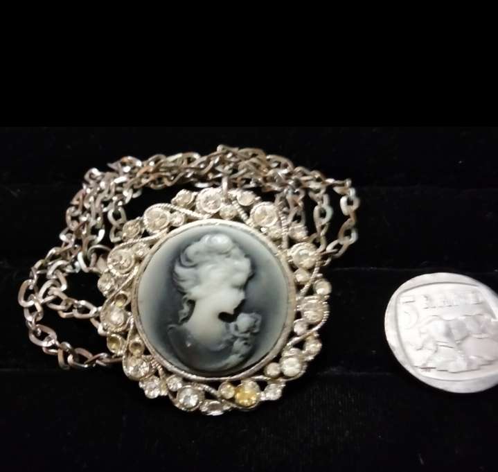 Necklace -Vtg West Germany Cameo Pendant Crystals composite + Silver tone chain