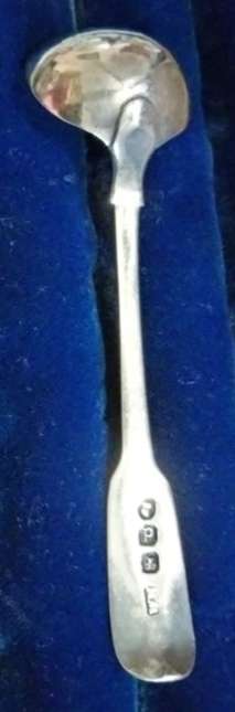 Antique STERLING SILVER  Nathanial Mills Master gilt Salt Spoon LOOK AT MY BUY NOW items NO WAITING