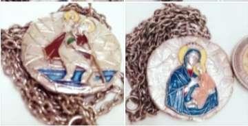 Medallion double sided Madonna+Saint Christopher Embossed + chain LOOK At My BUY NOW - NO WAITING
