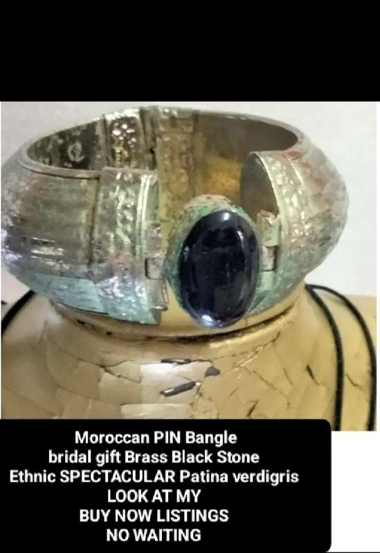 Morrocan Pin hinge BANGLE Thick wide Simulated Black Agate -Verdigris Patina SPECTACULAR W.84 grams