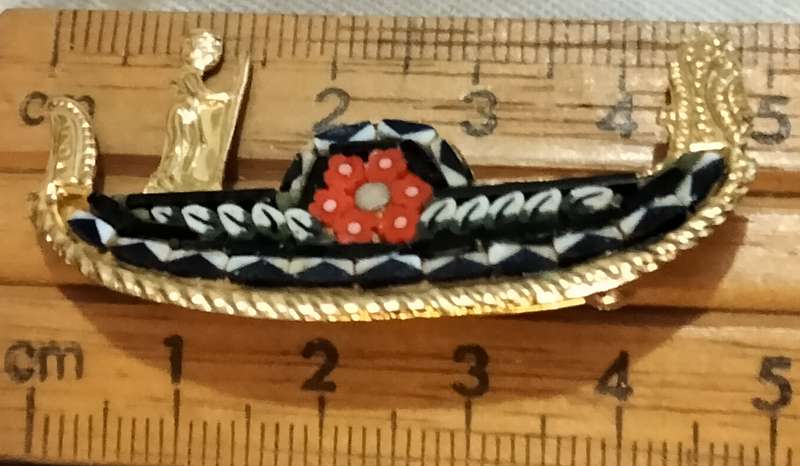 BROOCH Vintage ITALIAN Micromosaic brooch Venice Gold tone metal LOOK At My BUY NOW NO WAITING