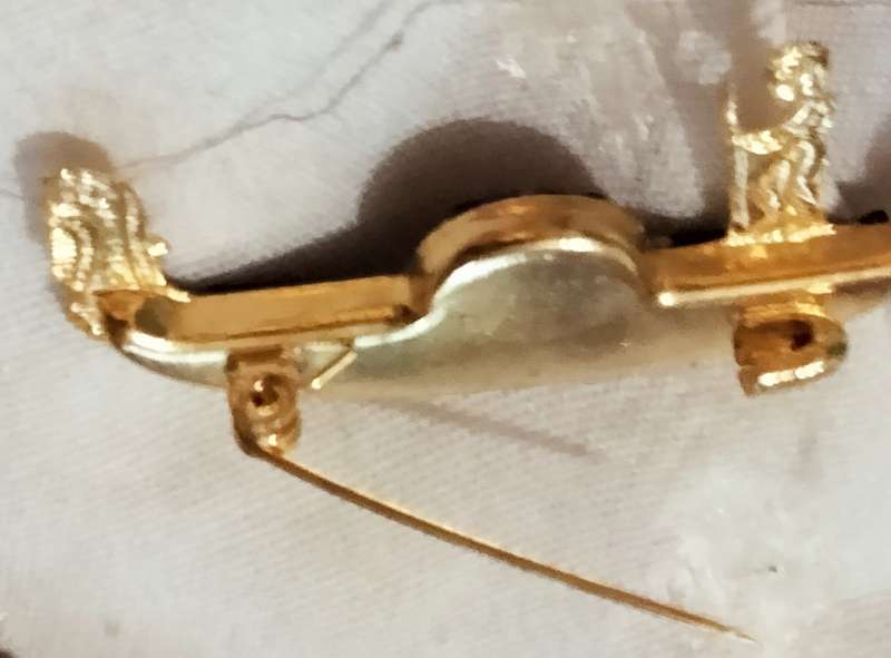 BROOCH Vintage ITALIAN Micromosaic brooch Venice Gold tone metal LOOK At My BUY NOW NO WAITING
