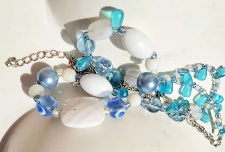1 Necklace Vintage Murano art glass beads+ acrylic LOOK AT MY BUY NOW LISTINGS NO WAITING