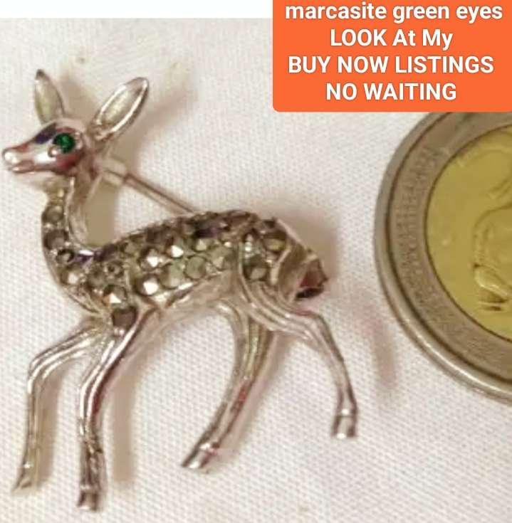 BROOCH - MARCASITE Bambi GREEN STONE EYES BEAUTIFUL