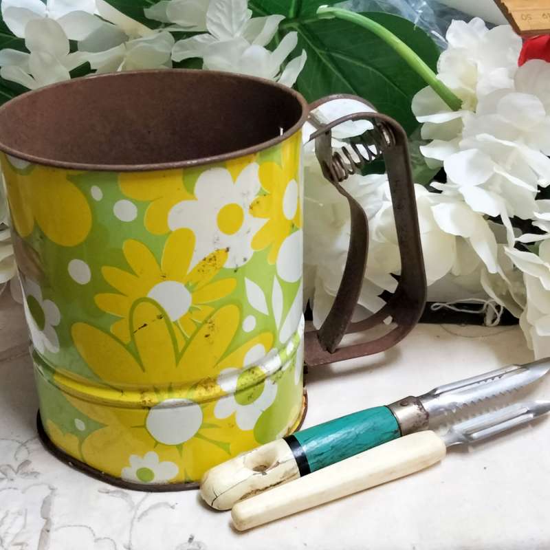 3 GREAT Vintage Kitchenalia DECOR items complete with rust loss of paint ALL for 1 BID