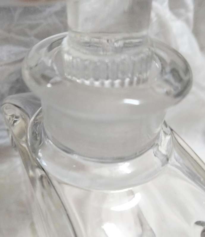 French Baccarat Style Crystal flacon GUERLAIN +Couer heart stopperLOOK atMy BUY NOW-NO WAITING