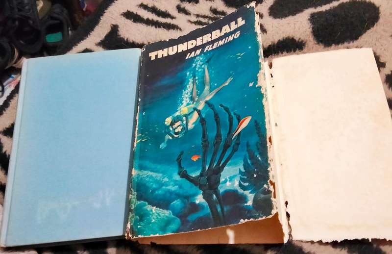 Thunderball Ian Fleming FPB 1961 This edition issued byThe Book club pre-owned hardcover -distressed