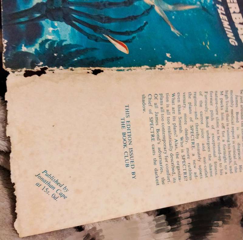 Thunderball Ian Fleming FPB 1961 This edition issued byThe Book club pre-owned hardcover -distressed