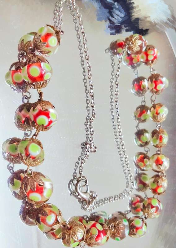 Necklace - Murano hand made Glass Lampwork spot green red white -chain Look at my buy now-No Waiting