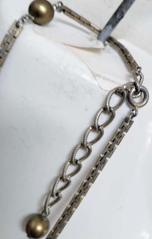 Necklace circa1950/6Os Chain Gold Metal links thin silver in middle links Gold balls spacers acrylic
