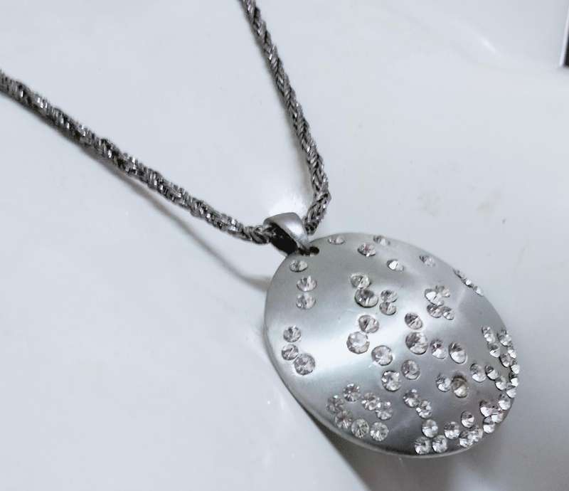 Necklace Chain +Large Pendant has Crystals Silver tone metal LOOK At My BUY NOW LISTINGS NO WAITING