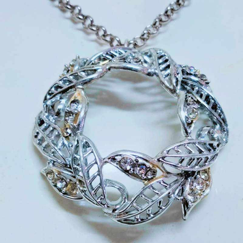 Necklace WREATH Celtic knot  Circle  leaves cut out+Rhinestones ADDED  modern belcher chain