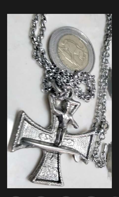 Pendant on Neck Chain 1960 figural Surfer on Maltese Cross 60- ED-big Daddy -ROTH Artist